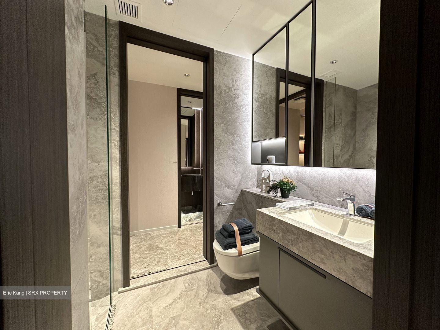 Meyer Road (D15), Condominium #565691951